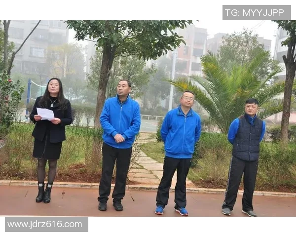 自由足球特殊的魅力与挑战探索运动与艺术的完美结合 自由足球特殊的魅力与挑战探索运动与艺术的完美结合